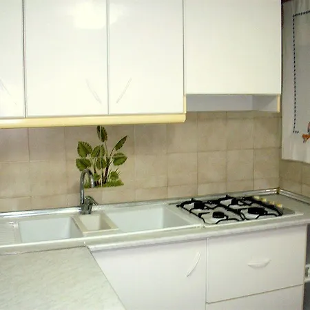 Triton 4*